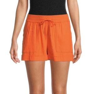 NWT. Alice + Olivia Linen Shorts